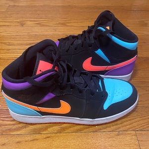 Jordan 1 mid GS “candy”